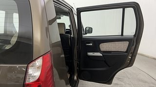 Used 2016 Maruti Suzuki Wagon R 1.0 [2015-2019] VXi (O) AMT Petrol Automatic interior RIGHT REAR DOOR OPEN VIEW