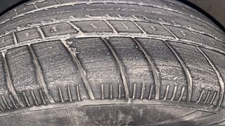 Used 2012 Volkswagen Polo [2010-2014] Highline1.2L (P) Petrol Manual tyres LEFT FRONT TYRE TREAD VIEW