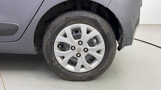 Used 2016 Hyundai Grand i10 [2013-2017] Sportz 1.2 Kappa VTVT Petrol Manual tyres LEFT REAR TYRE RIM VIEW