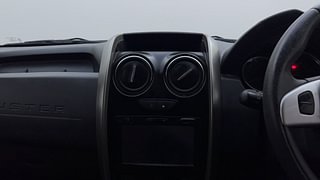 Used 2017 Renault Duster [2015-2019] 110 PS RXZ 4X2 MT Diesel Manual top_features Integrated (in-dash) music system