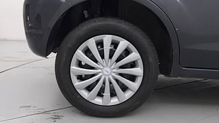Used 2012 Ford Figo [2010-2015] Duratec Petrol EXI 1.2 Petrol Manual tyres RIGHT REAR TYRE RIM VIEW