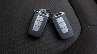 Used 2013 Hyundai i20 [2012-2014] Asta 1.2 Petrol Manual extra CAR KEY VIEW