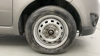 Used 2014 Chevrolet Spark [2012-2017] LS 1.0 Petrol Manual tyres RIGHT FRONT TYRE RIM VIEW