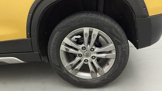 Used 2016 maruti-suzuki Vitara Brezza ZDI PLUS Dual Tone Diesel Manual tyres LEFT REAR TYRE RIM VIEW