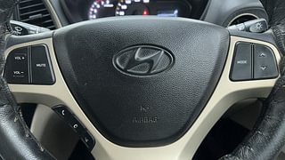 Used 2019 Hyundai New Santro 1.1 Sportz CNG Petrol+cng Manual top_features Steering mounted controls