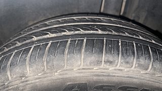 Used 2013 Maruti Suzuki Ertiga [2012-2015] Vxi Petrol Manual tyres LEFT REAR TYRE TREAD VIEW