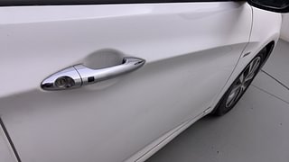Used 2015 Hyundai Fluidic Verna 4S [2015-2017] 1.6 CRDi SX AT Diesel Automatic dents MINOR SCRATCH