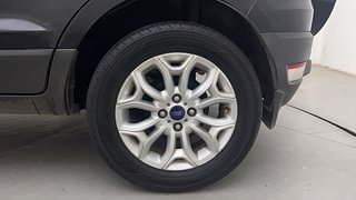 Used 2017 Ford EcoSport [2015-2017] Titanium 1.5L TDCi Diesel Manual tyres LEFT REAR TYRE RIM VIEW