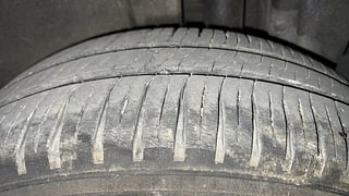 Used 2013 Maruti Suzuki Swift [2011-2017] ZDi Diesel Manual tyres LEFT REAR TYRE TREAD VIEW