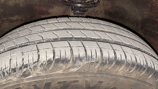 Used 2015 Maruti Suzuki Wagon R 1.0 [2010-2019] VXi Petrol Manual tyres LEFT FRONT TYRE TREAD VIEW