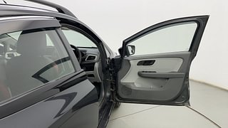 Used 2021 Tata Altroz XT 1.2 Petrol Manual interior RIGHT FRONT DOOR OPEN VIEW