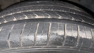 Used 2018 Hyundai Verna SX (O) 1.6 VTVT AT Petrol Automatic tyres RIGHT FRONT TYRE TREAD VIEW