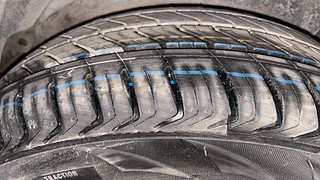 Used 2013 Hyundai i20 [2012-2014] Asta 1.2 Petrol Manual tyres RIGHT REAR TYRE TREAD VIEW