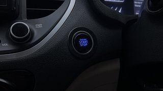 Used 2021 Hyundai Verna SX IVT Petrol Petrol Automatic top_features Keyless start