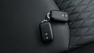 Used 2022 Maruti Suzuki Grand Vitara Alpha Plus Intelligent Hybrid Dual Tone eCVT Hybrid Automatic extra CAR KEY VIEW