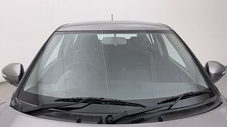 Used 2013 Maruti Suzuki Swift [2011-2017] ZDi Diesel Manual exterior FRONT WINDSHIELD VIEW