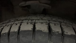 Used 2010 Hyundai i10 Sportz 1.2 AT Petrol Automatic tyres RIGHT FRONT TYRE TREAD VIEW
