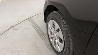 Used 2014 Hyundai Xcent [2014-2017] S Petrol Petrol Manual dents MINOR SCRATCH