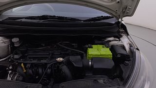Used 2013 Hyundai i20 [2012-2014] Asta 1.2 Petrol Manual engine ENGINE LEFT SIDE HINGE & APRON VIEW