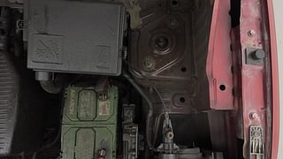 Used 2017 Renault Kwid [2015-2019] 1.0 RXT AMT Petrol Automatic engine ENGINE LEFT SIDE VIEW