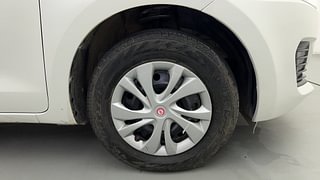 Used 2023 Maruti Suzuki Swift VXI Petrol Manual tyres RIGHT FRONT TYRE RIM VIEW