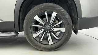 Used 2021 MG Motors Hector Plus Sharp 1.5 Petrol Turbo DCT 6-STR Petrol Automatic tyres LEFT REAR TYRE RIM VIEW