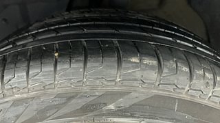 Used 2021 MG Motors Hector Plus Sharp 1.5 Petrol Turbo DCT 6-STR Petrol Automatic tyres LEFT FRONT TYRE TREAD VIEW