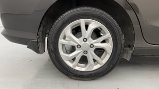 Used 2019 Honda Amaze 1.2 V CVT Petrol Petrol Automatic tyres RIGHT REAR TYRE RIM VIEW