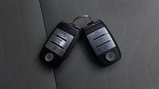 Used 2022 Kia Sonet HTX 1.0 iMT Petrol Manual extra CAR KEY VIEW