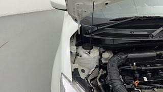 Used 2023 Maruti Suzuki Swift VXI Petrol Manual engine ENGINE RIGHT SIDE HINGE & APRON VIEW