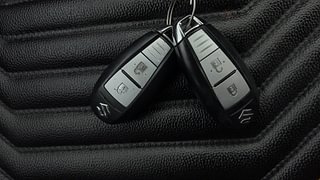 Used 2016 maruti-suzuki Vitara Brezza ZDI PLUS Dual Tone Diesel Manual extra CAR KEY VIEW
