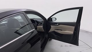 Used 2018 Hyundai Verna SX (O) 1.6 VTVT AT Petrol Automatic interior RIGHT FRONT DOOR OPEN VIEW