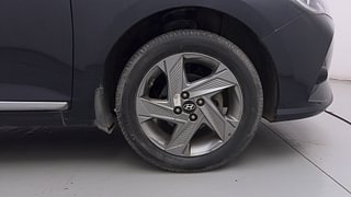 Used 2021 Hyundai Verna SX IVT Petrol Petrol Automatic tyres RIGHT FRONT TYRE RIM VIEW