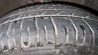 Used 2019 Hyundai Elite i20 [2018-2020] Sportz Plus 1.2 Petrol Manual tyres RIGHT FRONT TYRE TREAD VIEW