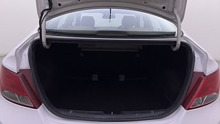 Used 2015 Hyundai Fluidic Verna 4S [2015-2017] 1.6 CRDi SX AT Diesel Automatic interior DICKY INSIDE VIEW