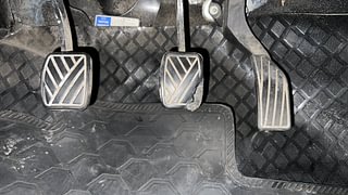 Used 2013 Maruti Suzuki Swift [2011-2017] ZDi Diesel Manual interior PEDALS VIEW