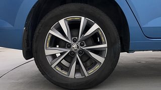 Used 2022 Skoda Slavia Style 1.0L TSI AT Petrol Automatic tyres RIGHT REAR TYRE RIM VIEW