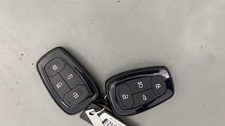 Used 2021 Tata Altroz XT 1.2 Petrol Manual extra CAR KEY VIEW