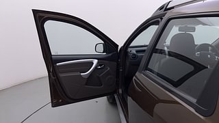 Used 2017 Renault Duster [2015-2019] 110 PS RXZ 4X2 MT Diesel Manual interior LEFT FRONT DOOR OPEN VIEW