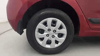 Used 2018 Hyundai Elite i20 [2014-2018] Sportz 1.2 Petrol Manual tyres RIGHT REAR TYRE RIM VIEW