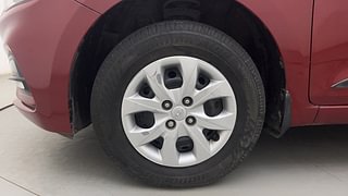 Used 2018 Hyundai Elite i20 [2014-2018] Sportz 1.2 Petrol Manual tyres LEFT FRONT TYRE RIM VIEW