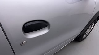Used 2019 Renault Kwid [2015-2019] RXL Petrol Manual dents MINOR DENT