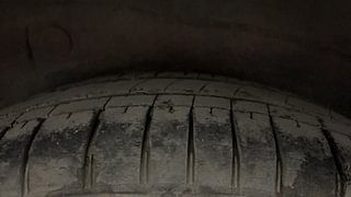 Used 2010 Hyundai i10 Sportz 1.2 AT Petrol Automatic tyres RIGHT REAR TYRE TREAD VIEW