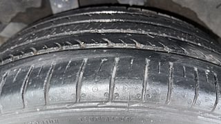 Used 2018 Hyundai Verna SX (O) 1.6 VTVT AT Petrol Automatic tyres RIGHT REAR TYRE TREAD VIEW