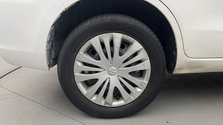 Used 2013 Maruti Suzuki Ertiga [2012-2015] Vxi Petrol Manual tyres RIGHT REAR TYRE RIM VIEW