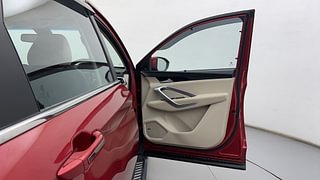 Used 2022 MG Motors Hector Smart 1.5 Petrol Turbo Hybrid Petrol Manual interior RIGHT FRONT DOOR OPEN VIEW