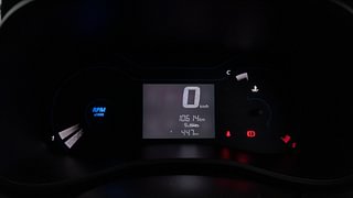 Used 2022 Renault Kwid Climber 1.0l SCE Petrol MT Petrol Manual interior CLUSTERMETER VIEW