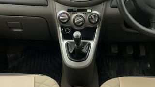 Used 2013 Hyundai i10 [2010-2016] Era Petrol Petrol Manual interior GEAR  KNOB VIEW