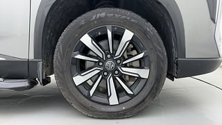 Used 2021 MG Motors Hector Plus Sharp 1.5 Petrol Turbo DCT 6-STR Petrol Automatic tyres RIGHT FRONT TYRE RIM VIEW