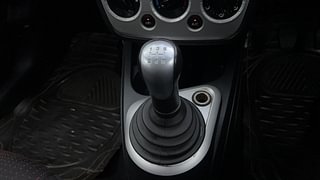 Used 2012 Ford Figo [2010-2015] Duratec Petrol EXI 1.2 Petrol Manual interior GEAR  KNOB VIEW